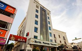 Hotel Pioneer Paradise